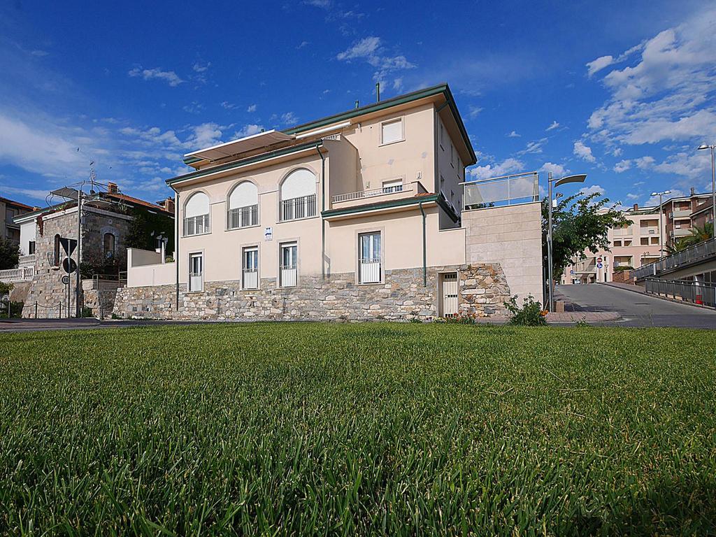 Residence Villa Livia San Vincenzo Exterior photo