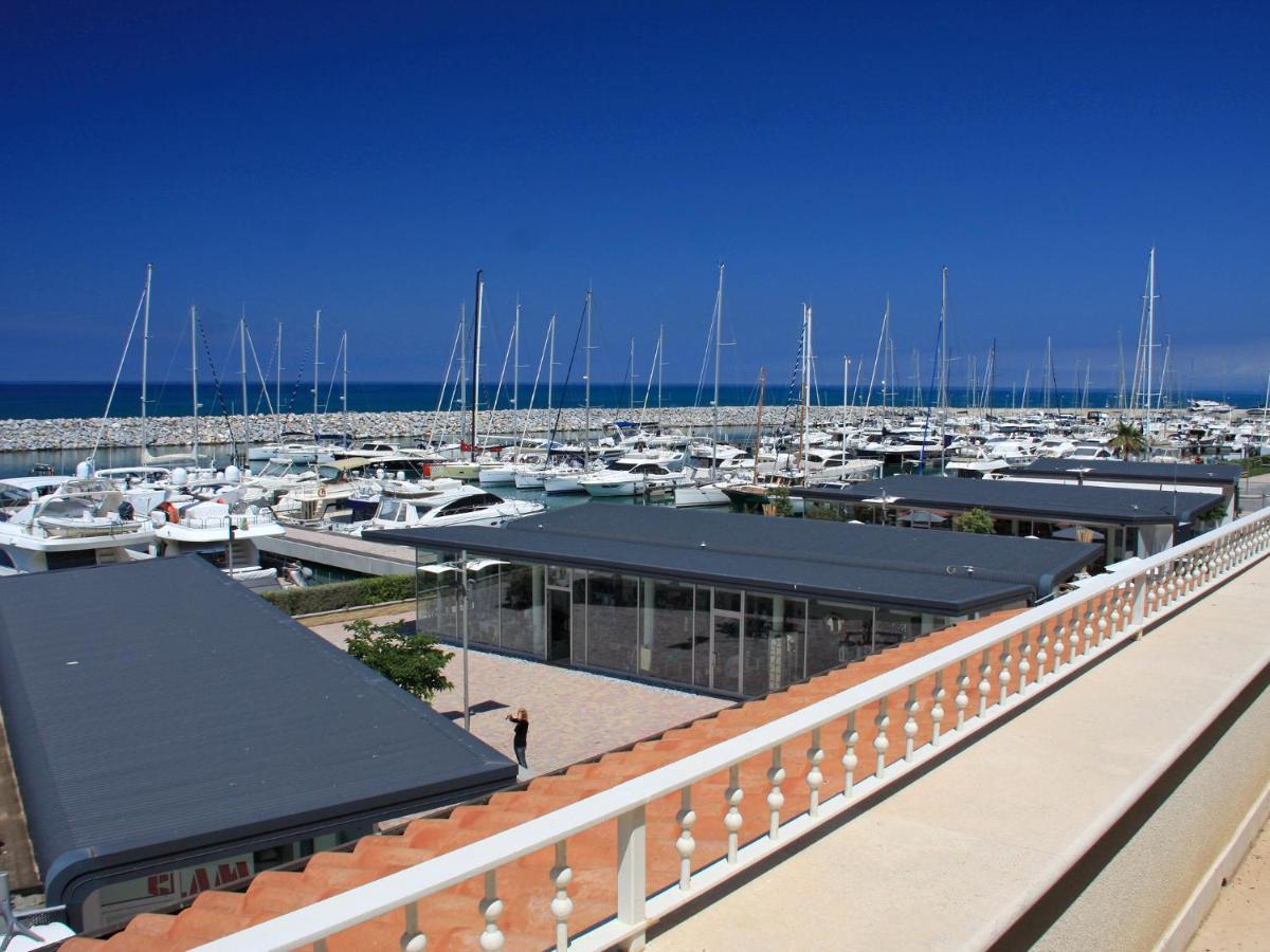 Residence Villa Livia San Vincenzo Exterior photo